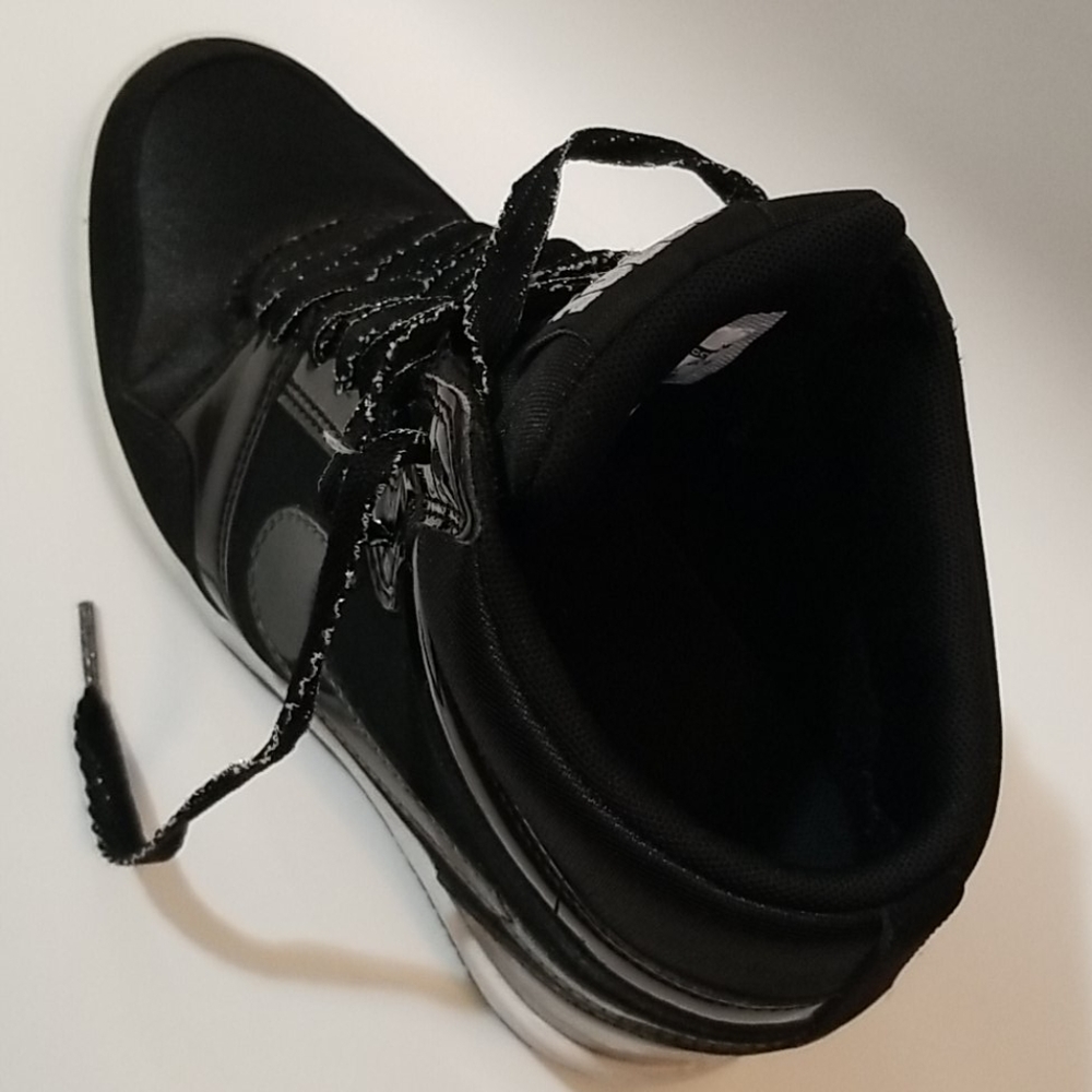 SOLD - Picture 9 of 12